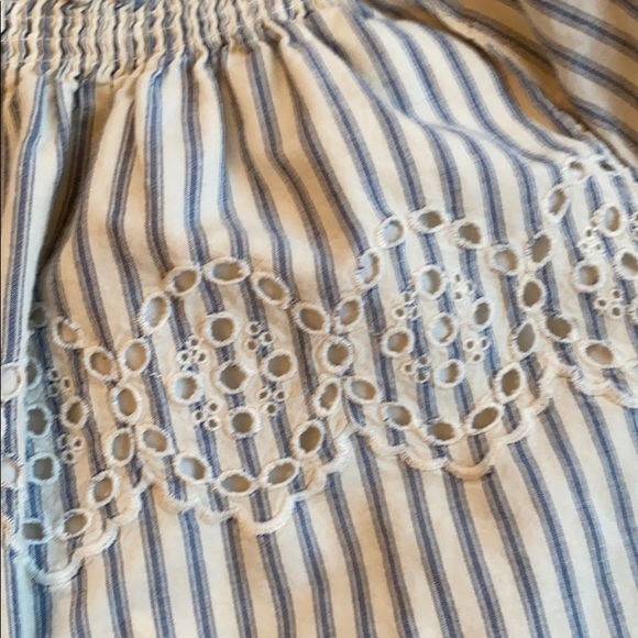 Gap Girl’s Smocked Neck Blouse - Picture 3 of 4